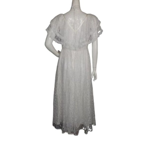 Vintage WEDDING Dress, 8, White Lace, Drape Shoulders, High Collar, Sleeveless - Picture 7 of 13
